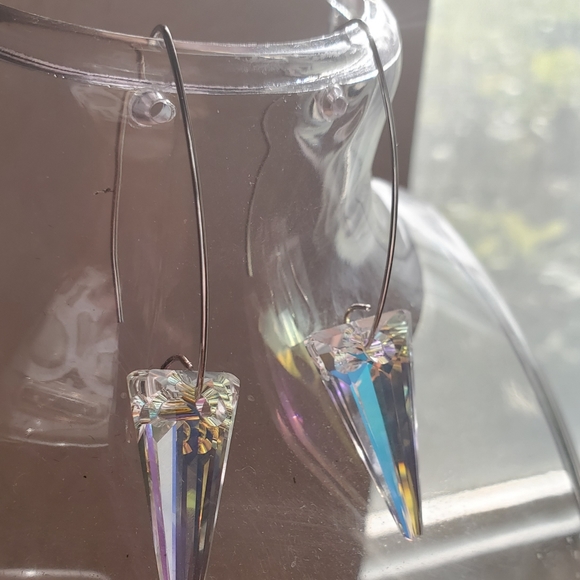 WOW! 👀THESE SWAROVSKI CRYSTAL EARRINGS SHINE!! - Picture 8 of 8